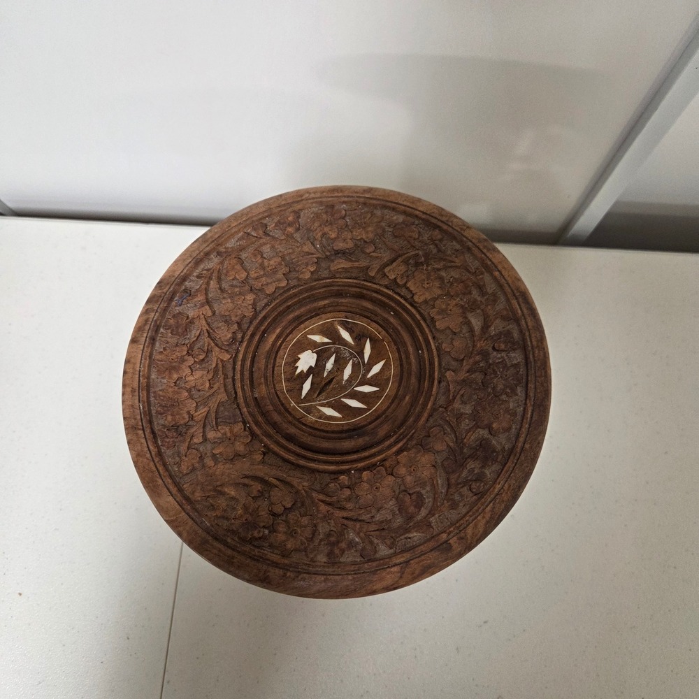 Vintage Hand Carved Wood Folding Plant Stand Small Round Tripod Accent Table - Picture 3 of 4
